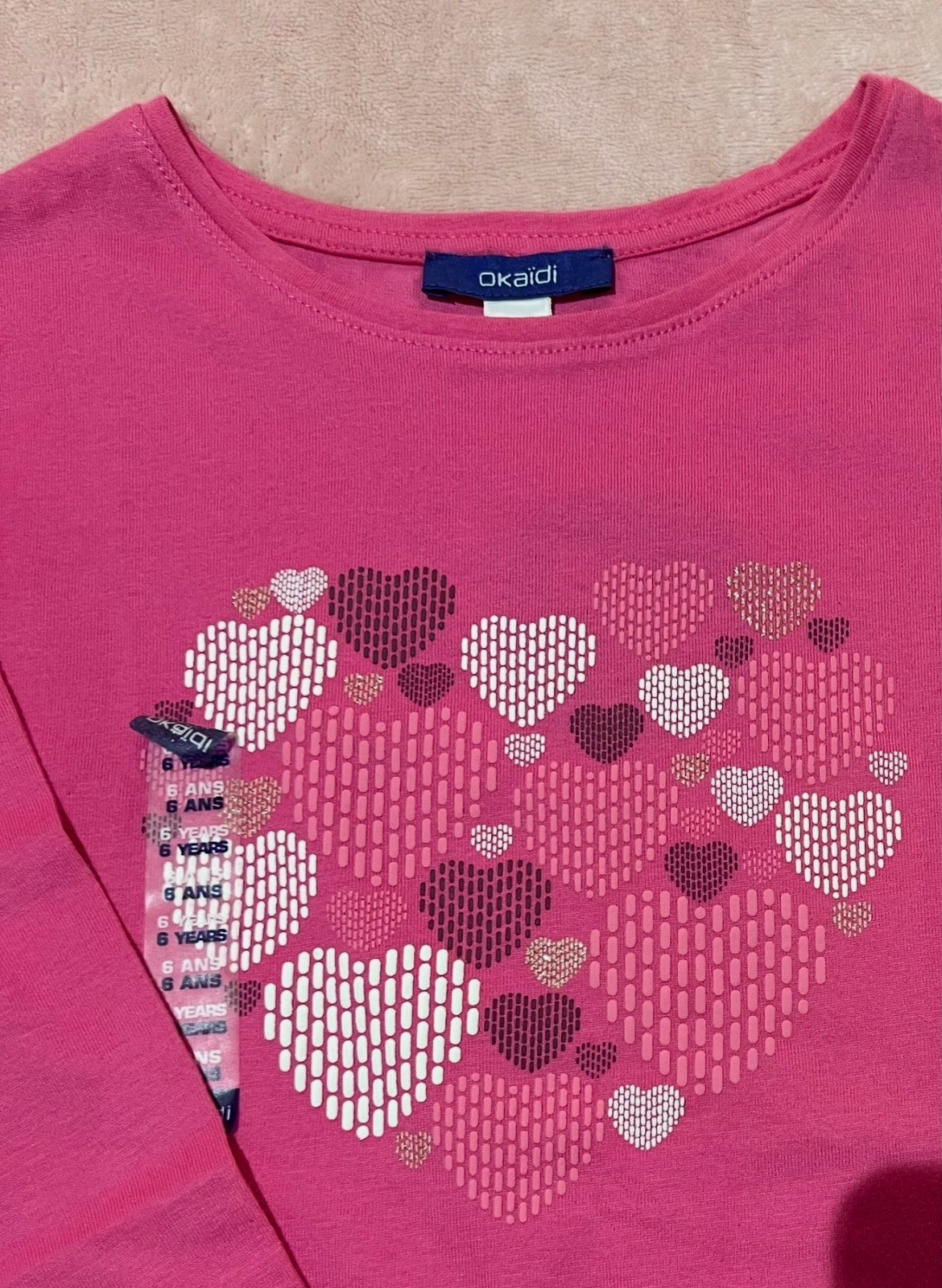 Pull Rose motif coeur avec manches pour filles