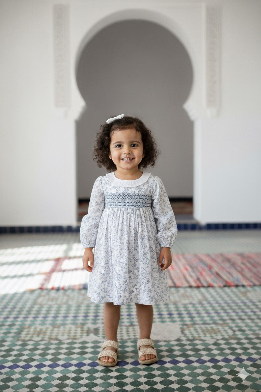 Robe fillette avec manches