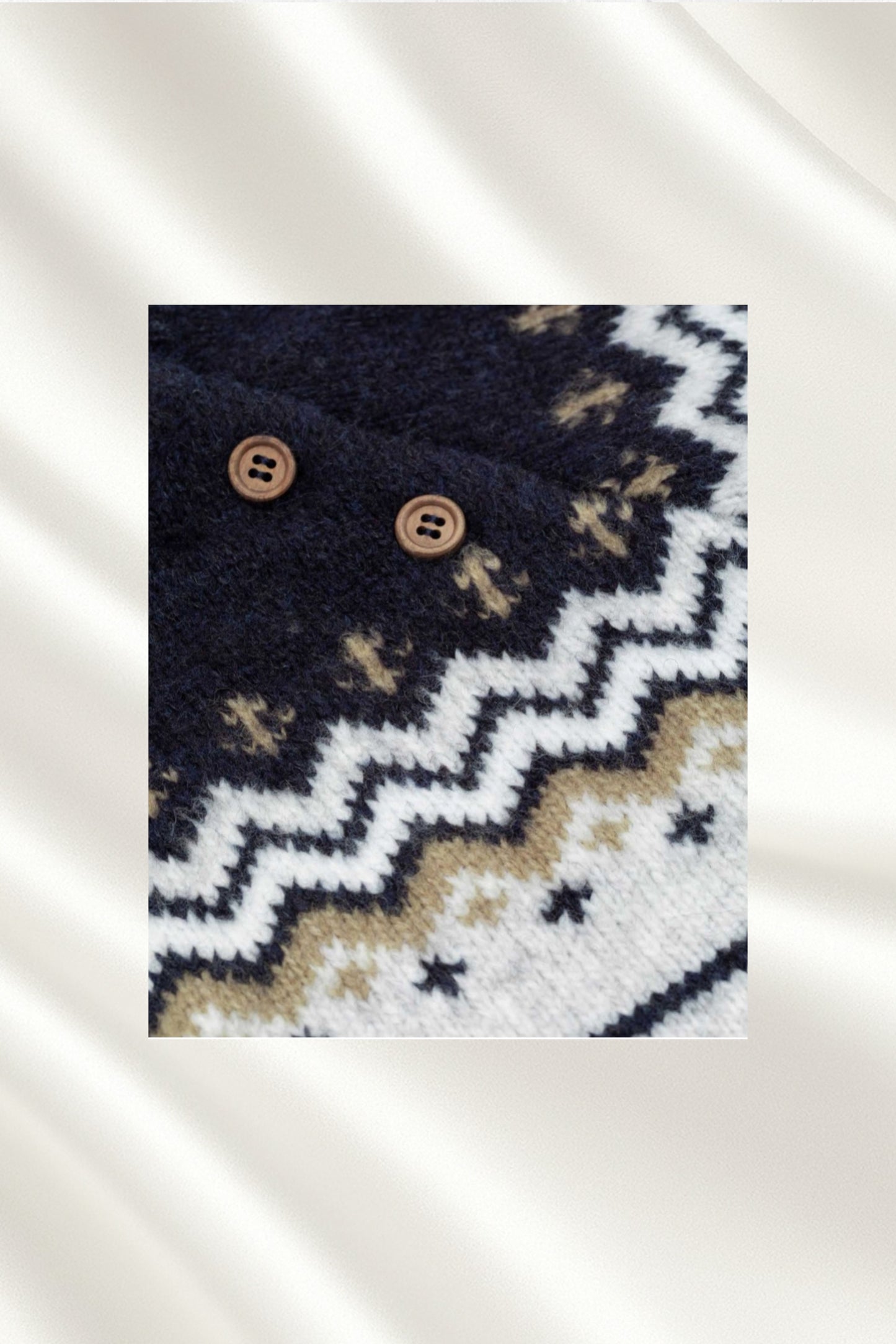 Tricot gris chiné et bleu marine