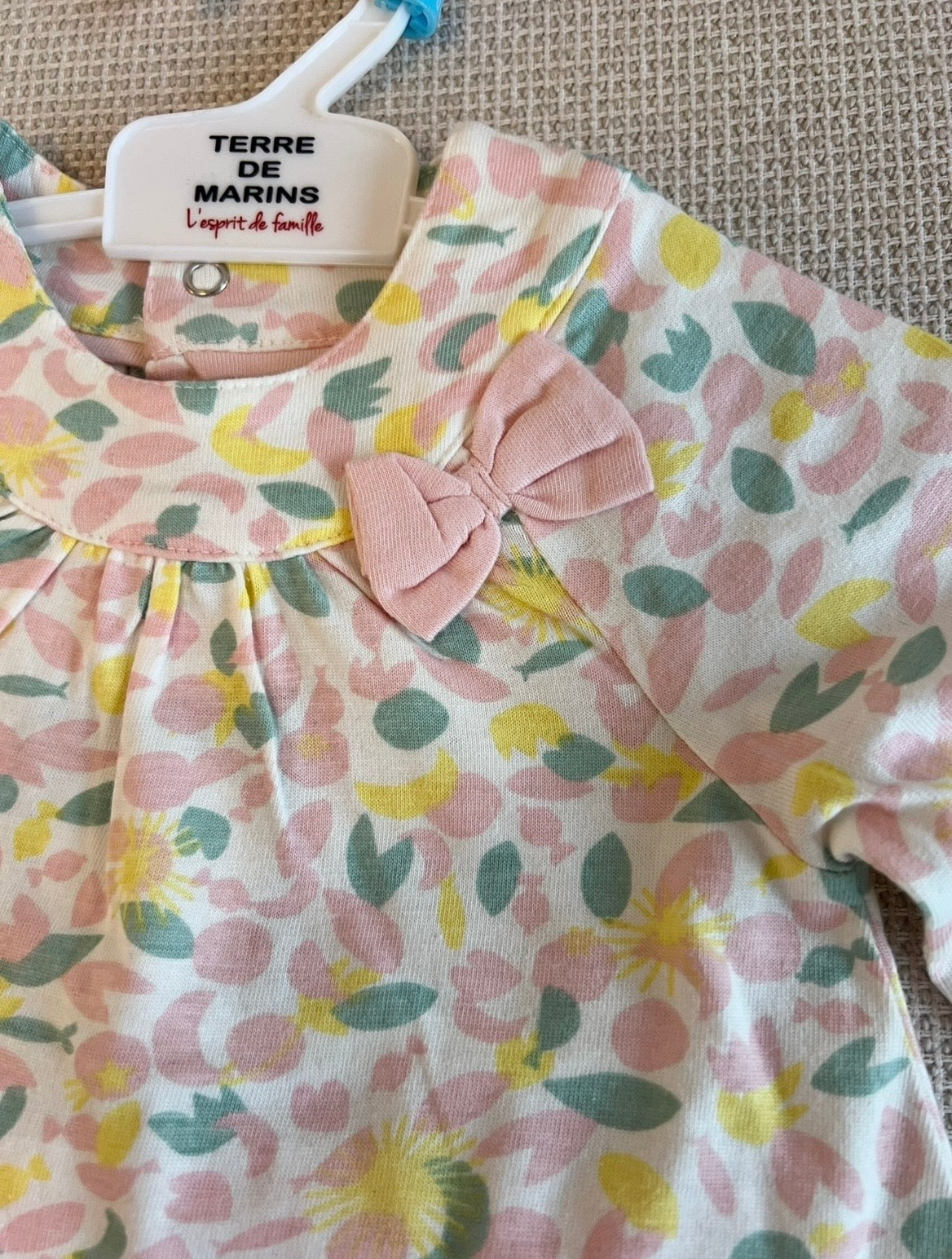 Ensemble 2 pcs blouse fleurie et legging en rose