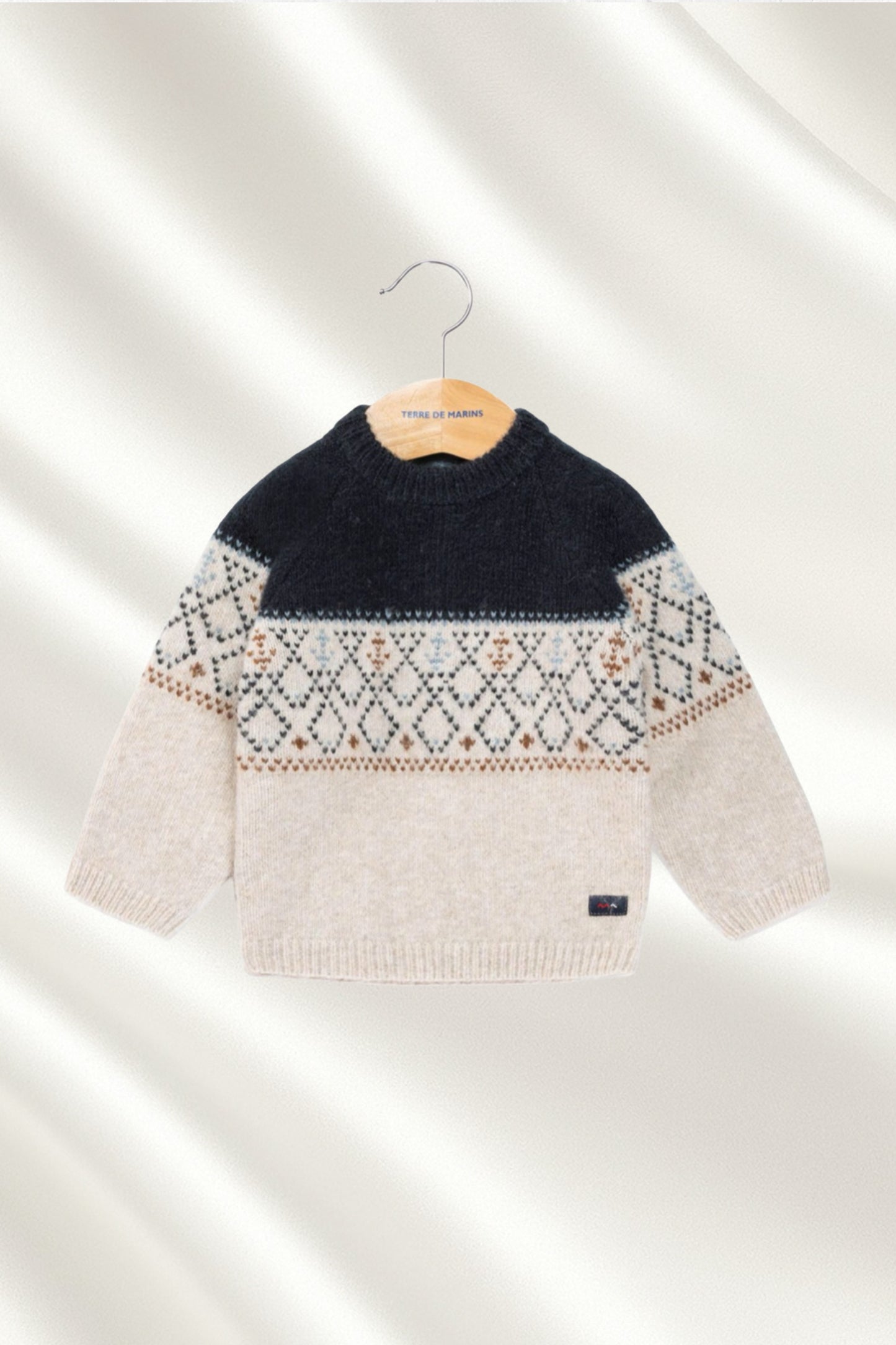 Tricot beige et bleu marine pour garçons