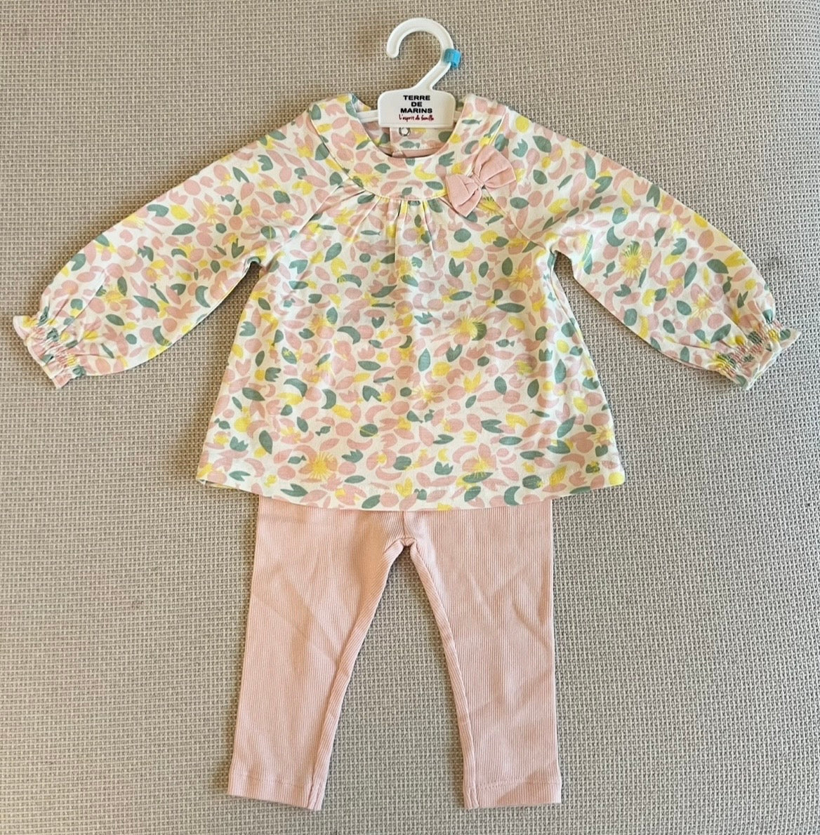 Ensemble 2 pcs blouse fleurie et legging en rose