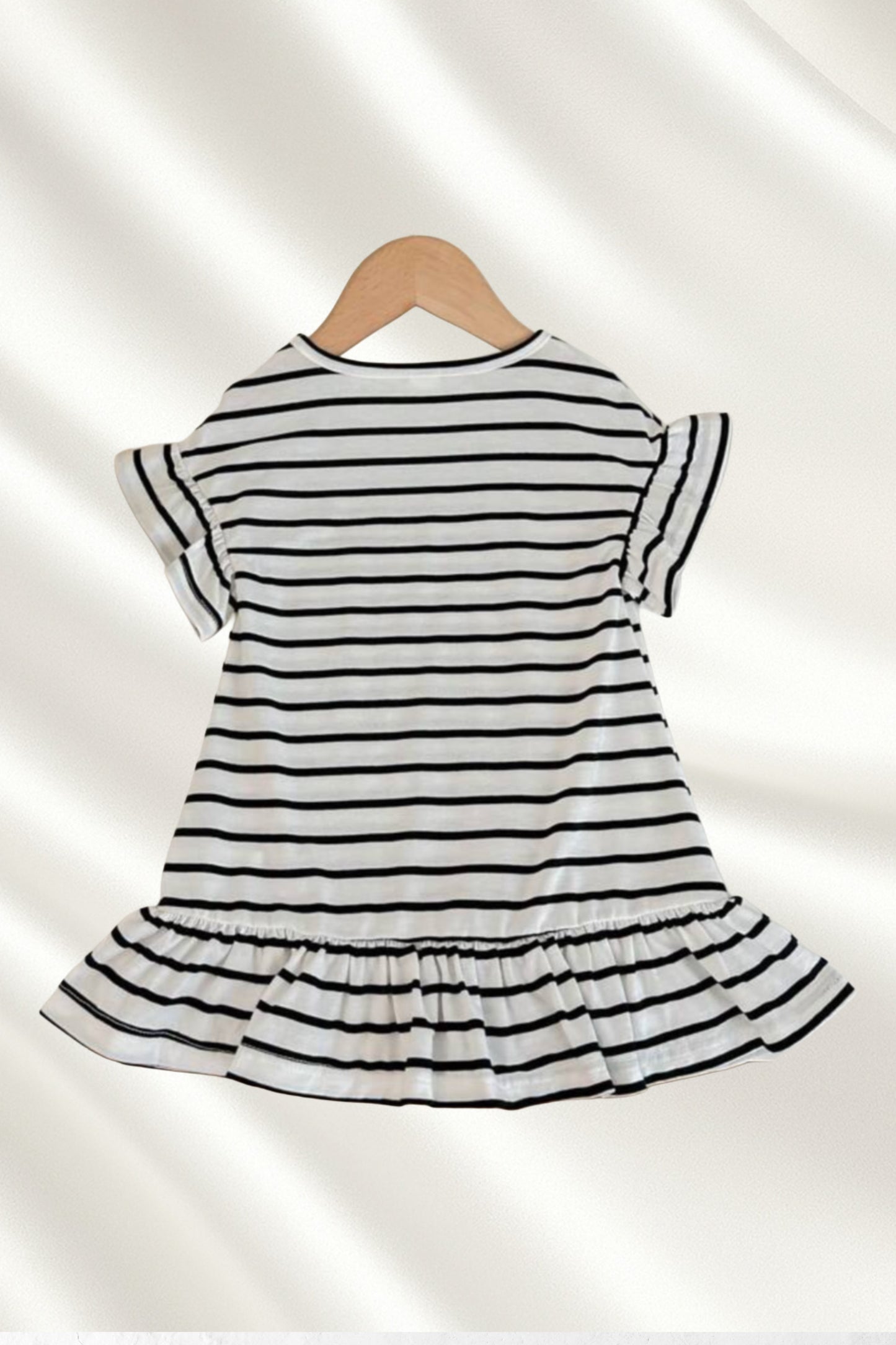 Robe rayée avec motif cœur