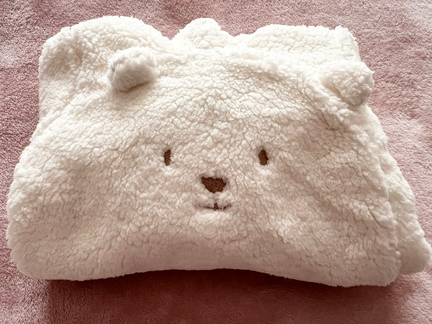 Manteau blanc à capuche pour bébé