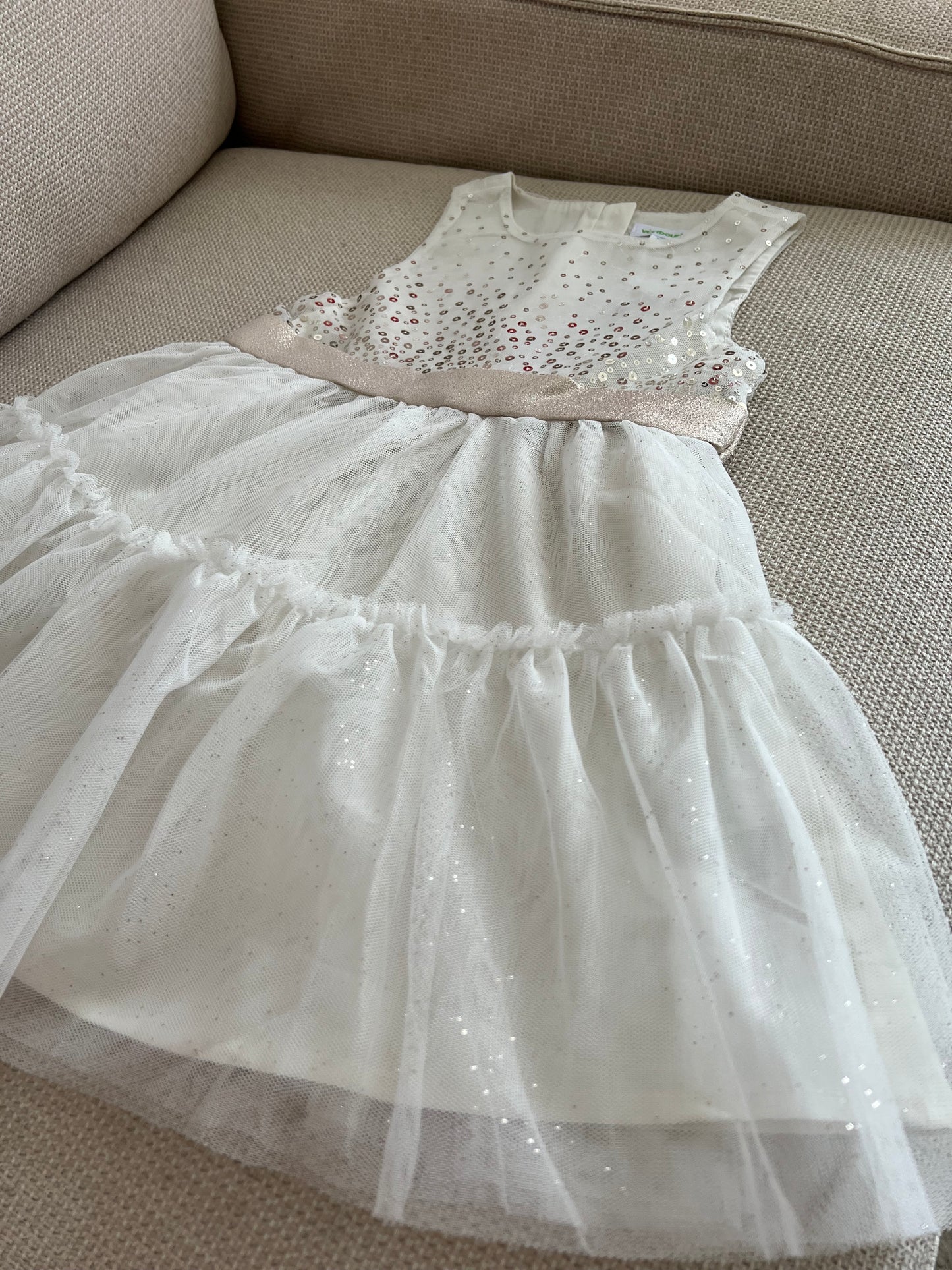 Robe anniversaire à sequins et tulle