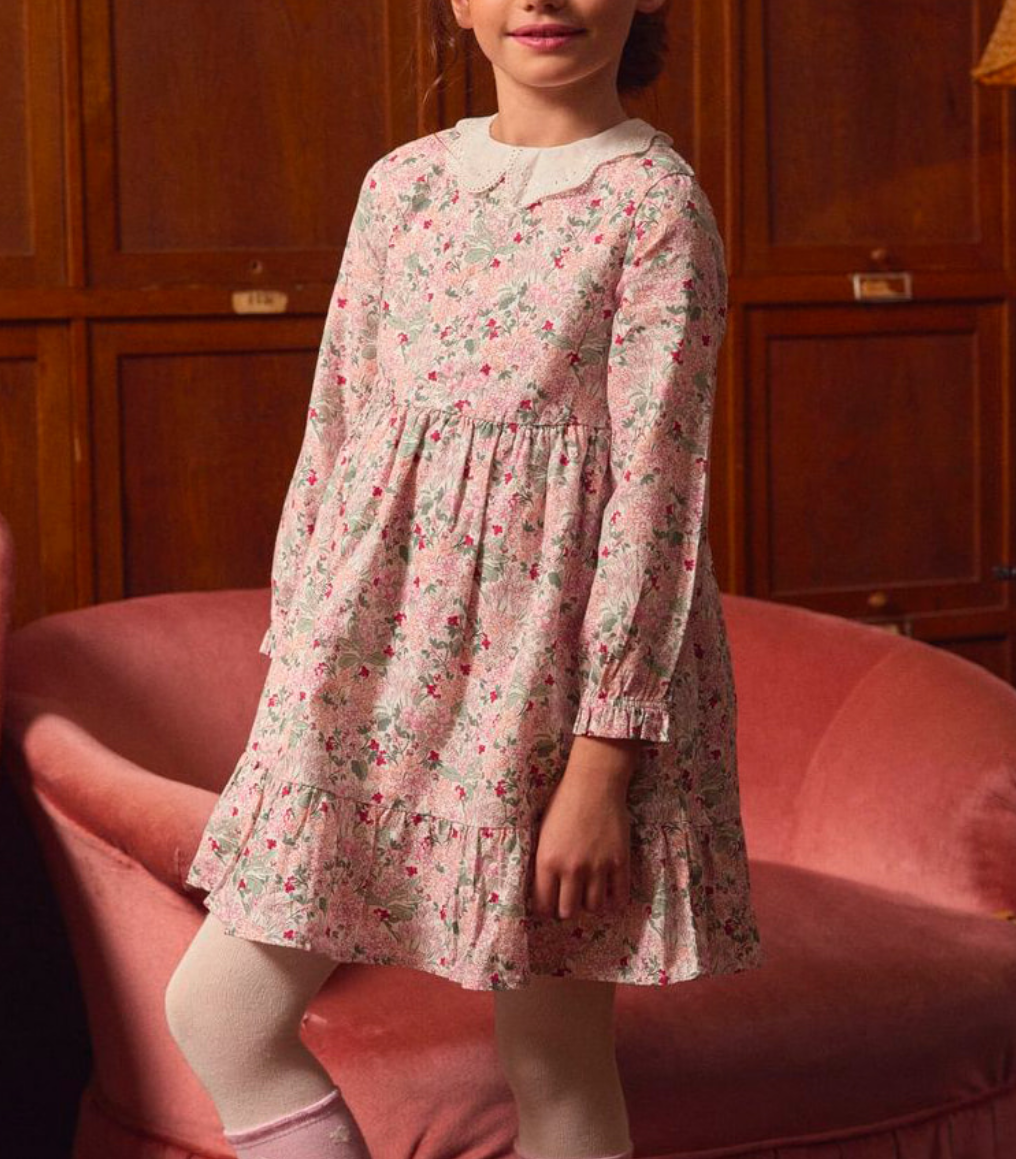 Robe fleurie en rose