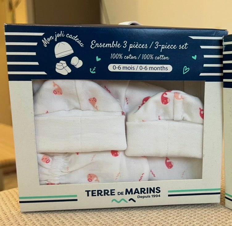 Set 3 pcs Bonnet moufles et chaussettes