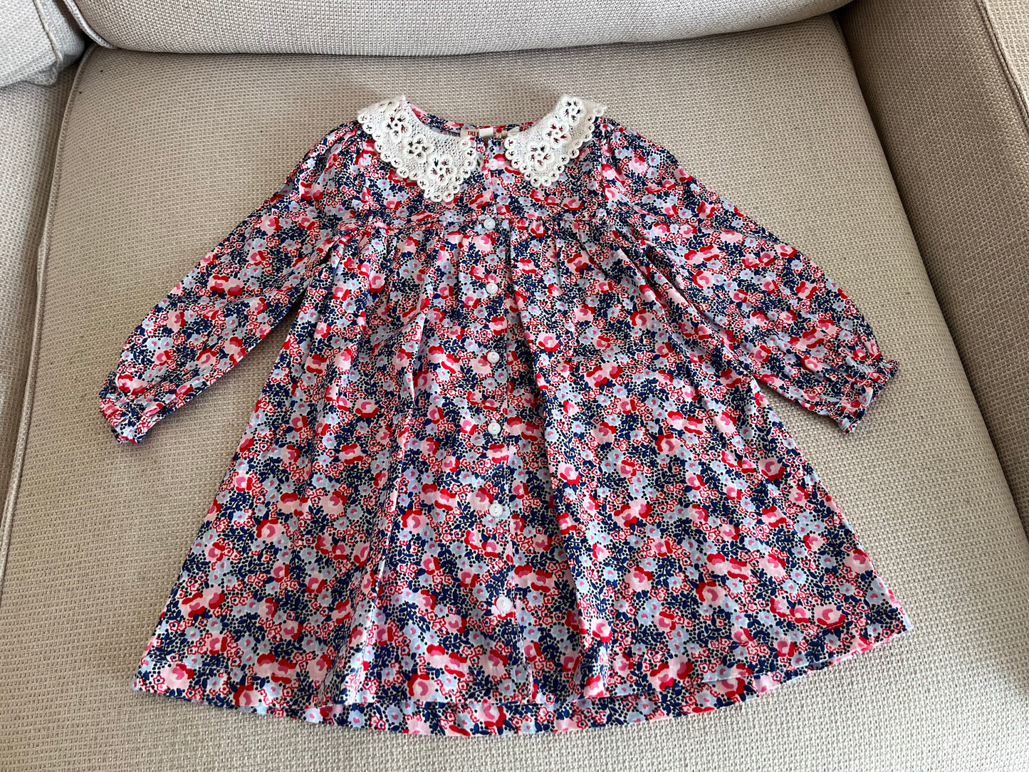 Robe multicolore bleue pink avec manches