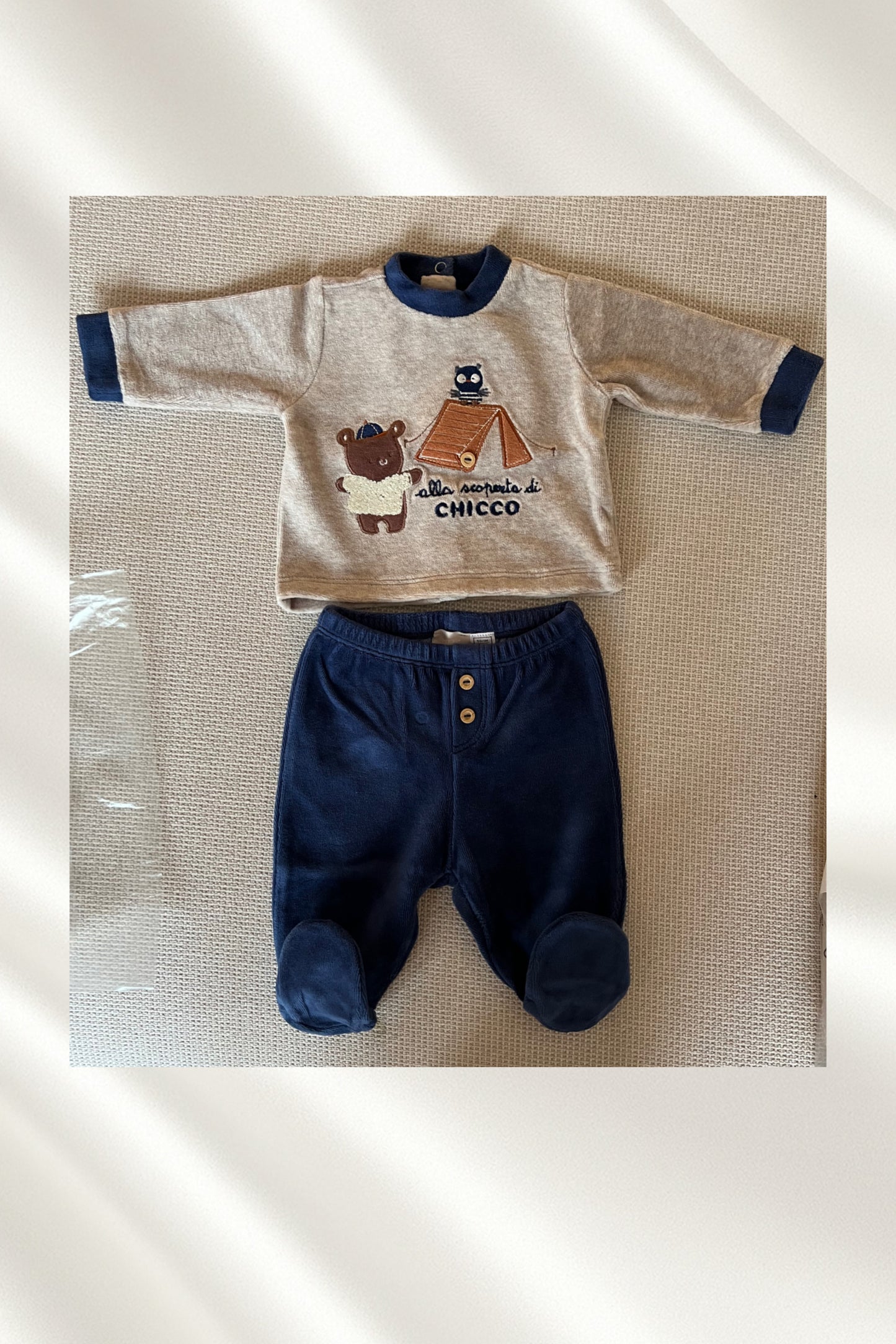 Ensemble Chicco beige & bleu marine