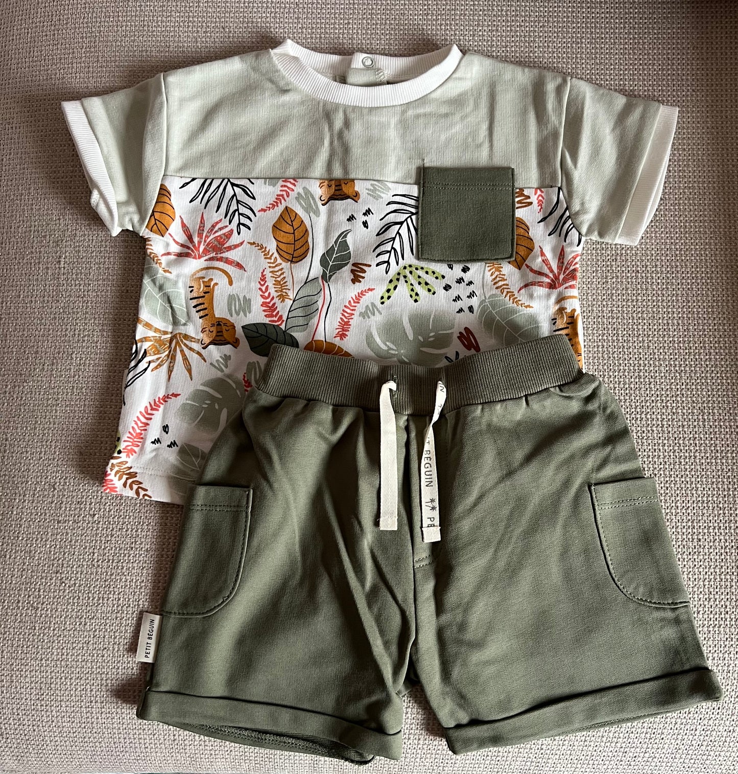 Ensemble 2 pcs Tshirt & short kaki garçon