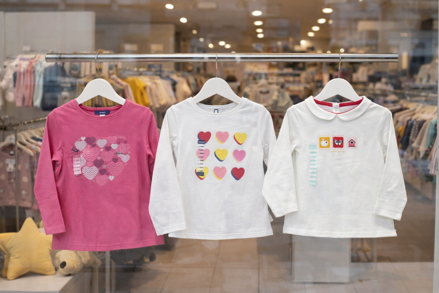 Pull Rose motif coeur avec manches pour filles