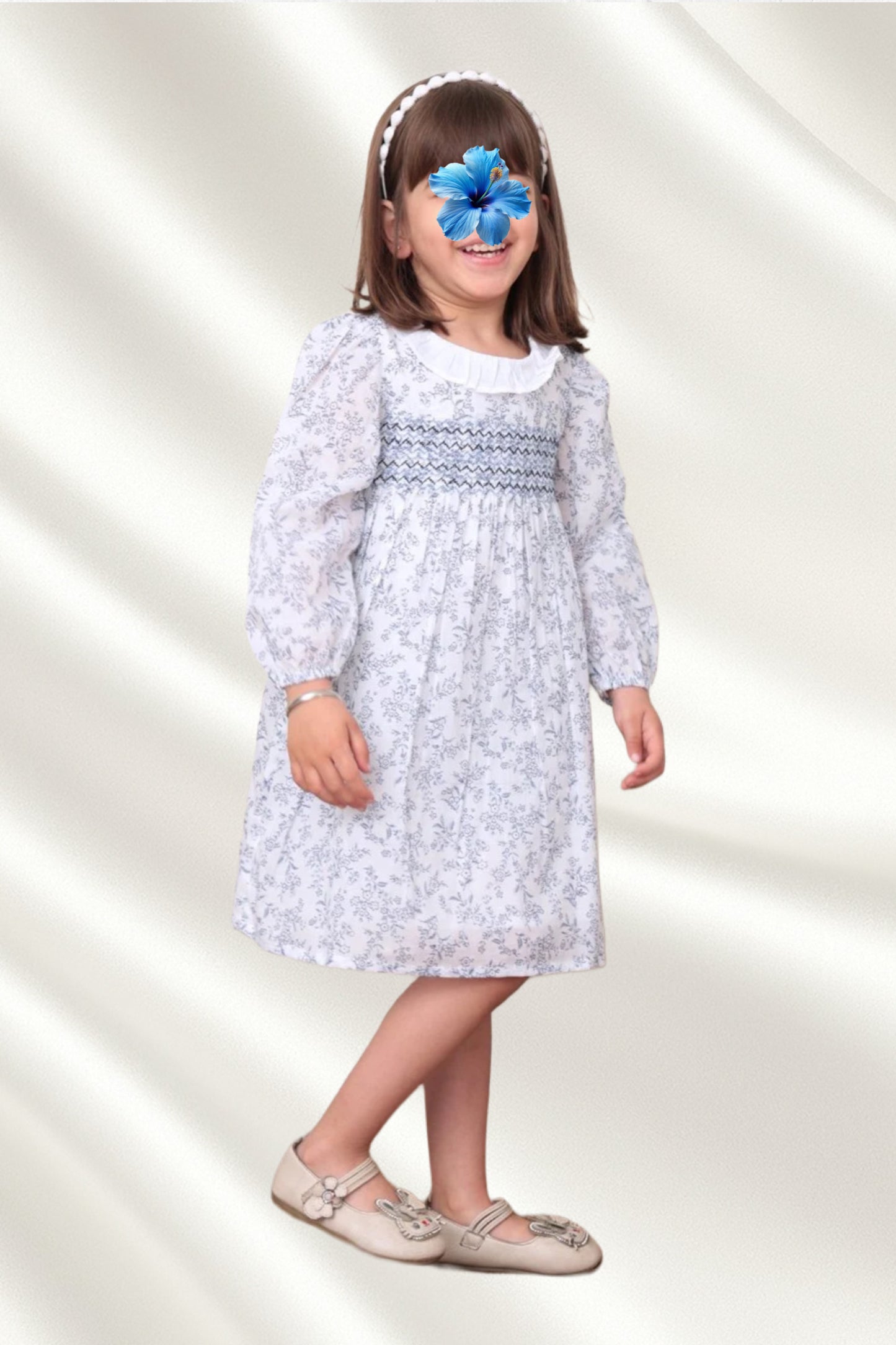 Robe fillette avec manches