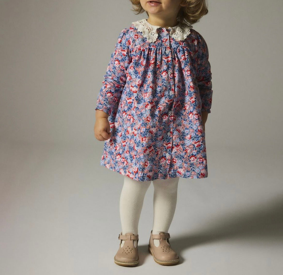 Robe multicolore bleue pink avec manches